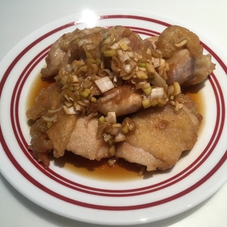 みりんを使った手作りネギソースが美味しい油淋鶏
